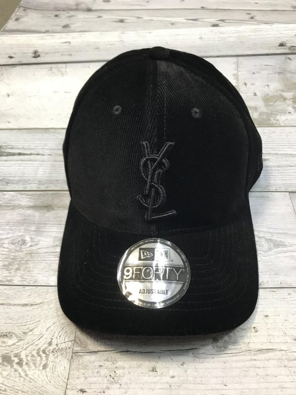 YSL  Tyron logo-embroidered corduroy cap